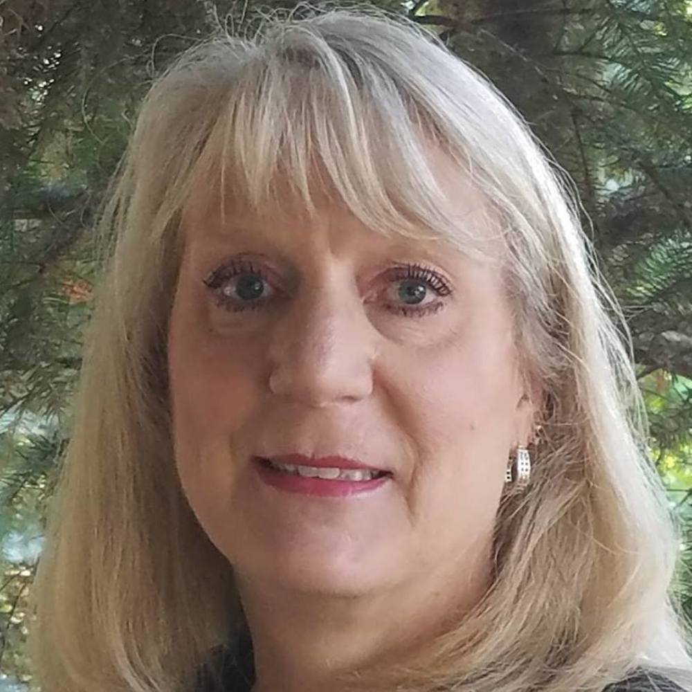 Meet your Posher, Nancy